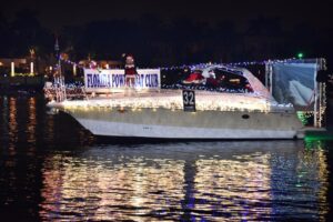 Catch the Florida Powerboat Club at these Holiday Season Parades!